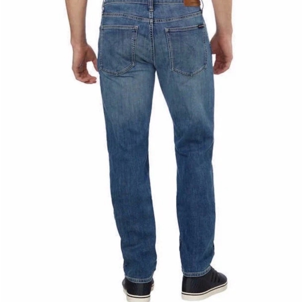 Calvin Klein Jeans Men’s 30x32 Light Wash Straight Fit Stretch Denim NWT